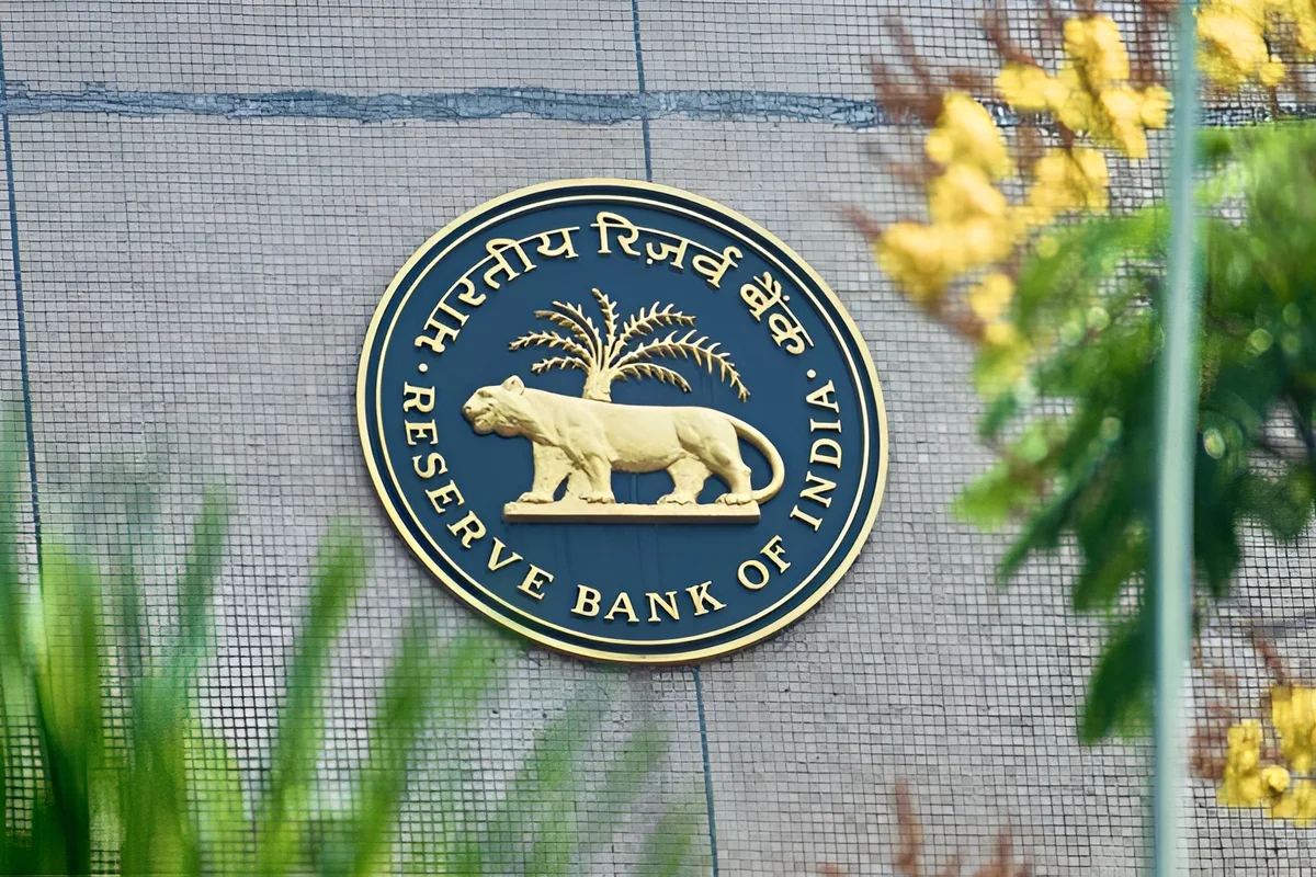 RBI Holds Repo Rate at 5.25%, Flags Global Risks Amid West Asia Tensions