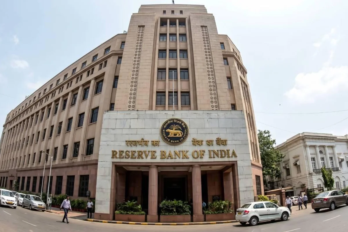 Surplus liquidity: RBI mops up ₹6 lakh crore in two auctions amid surplus liquidity