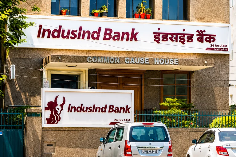 IndusInd Bank Shares Crash 5% Despite Q1 Earnings Beat; Brokerages Flag Weak NIM and Fee Income