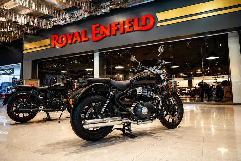 Royal Enfield Hits Record Sales of 3.32 Lakh Bikes as ₹1,225 Crore Expansion Gets Approval