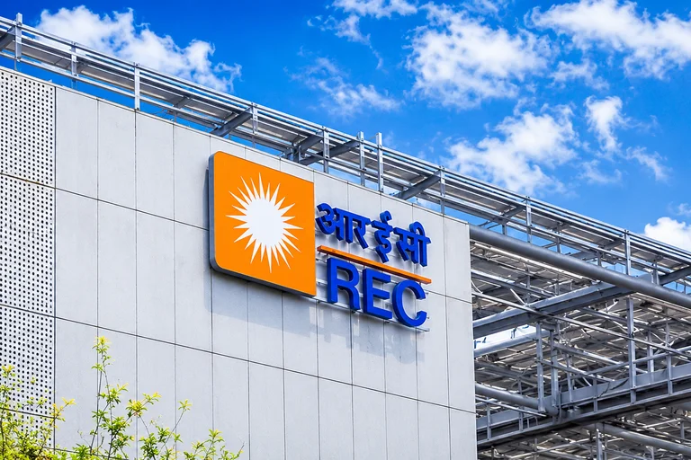 Why is REC share price falling today? Check PSU selling pressure, valuation and dividend yield