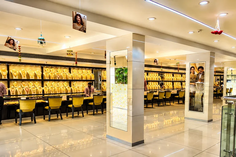India’s Jewellery Market Is Changing: Why Consumers Are Buying Fewer Grams but Spending More on Branded Jewellery