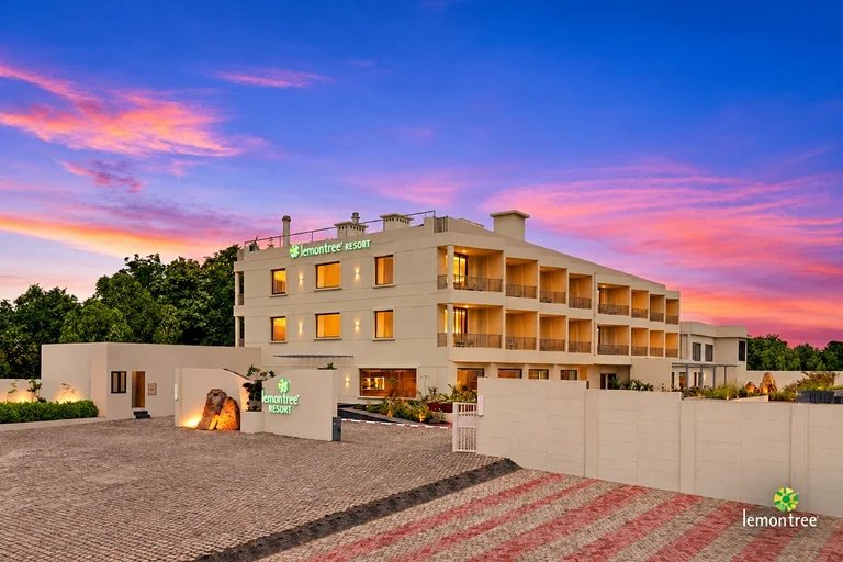 Lemon Tree Hotels Buys Mumbai Land Chain to Expand Offerings