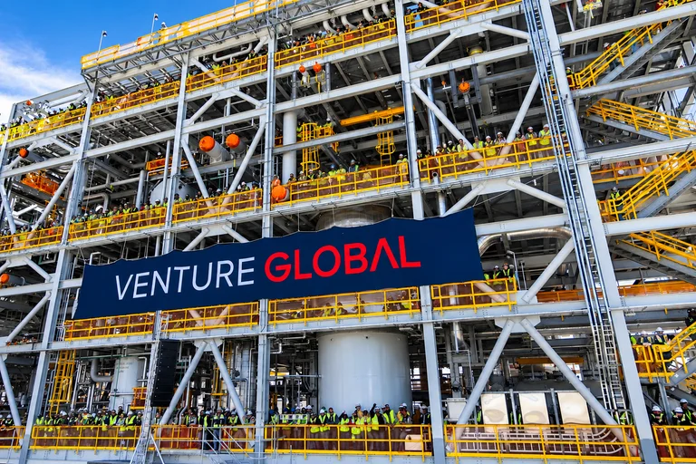 Venture Global CFO Sells $2.8 Million in VG Shares (21 Oct)
