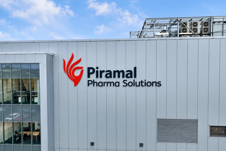 Piramal Pharma Q2 FY27 Results: EBITDA Jumps 132% to ₹366 Crore, Profit Turns Positive